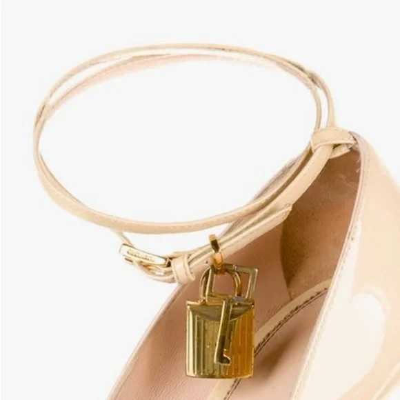 Tom Ford Nude Patent Padlock Leather Heels, SZ:9.5 US/39.5 EU - Picture 7 of 8